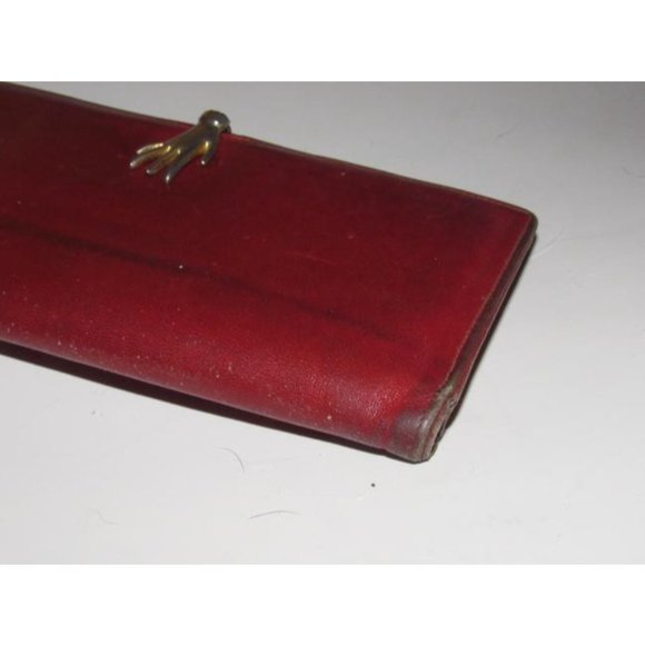 GUCCI Vintage Red Leather with Gold Hand Clasp - Picture 8 of 12